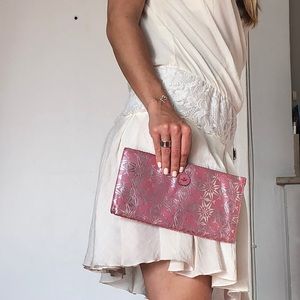 BEAUTIFUL PINK Clutch
